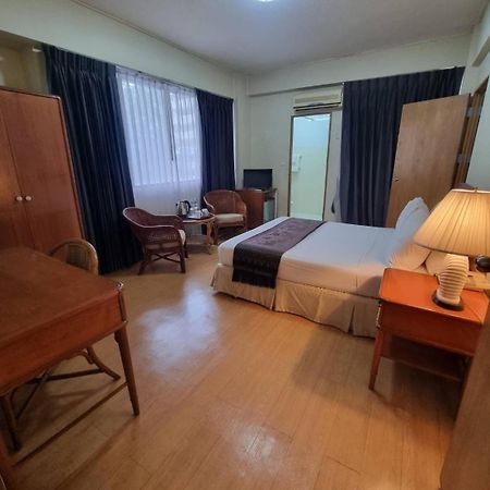 12Pm Bangkok Hotel Ngoại thất bức ảnh