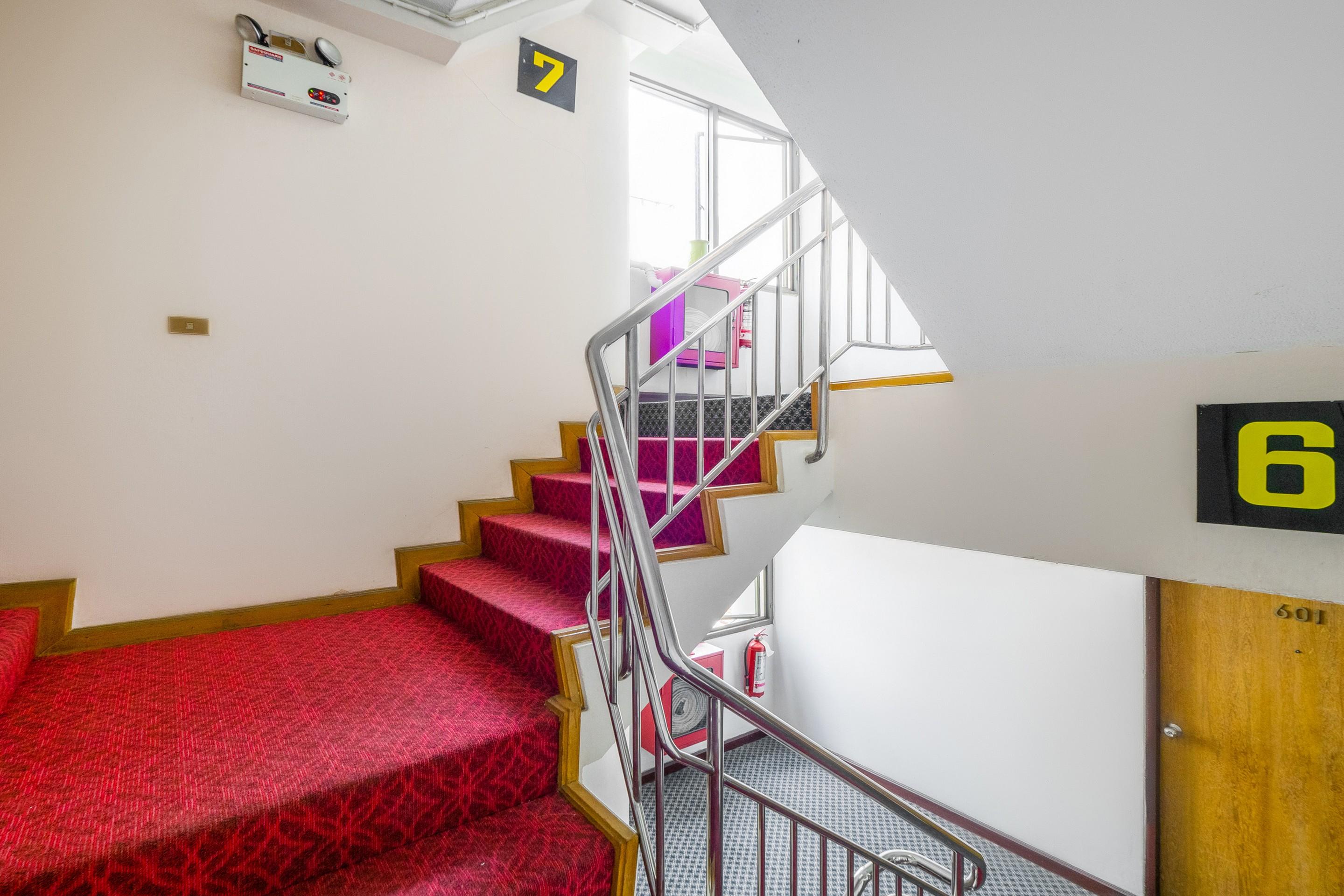 12Pm Bangkok Hotel Ngoại thất bức ảnh