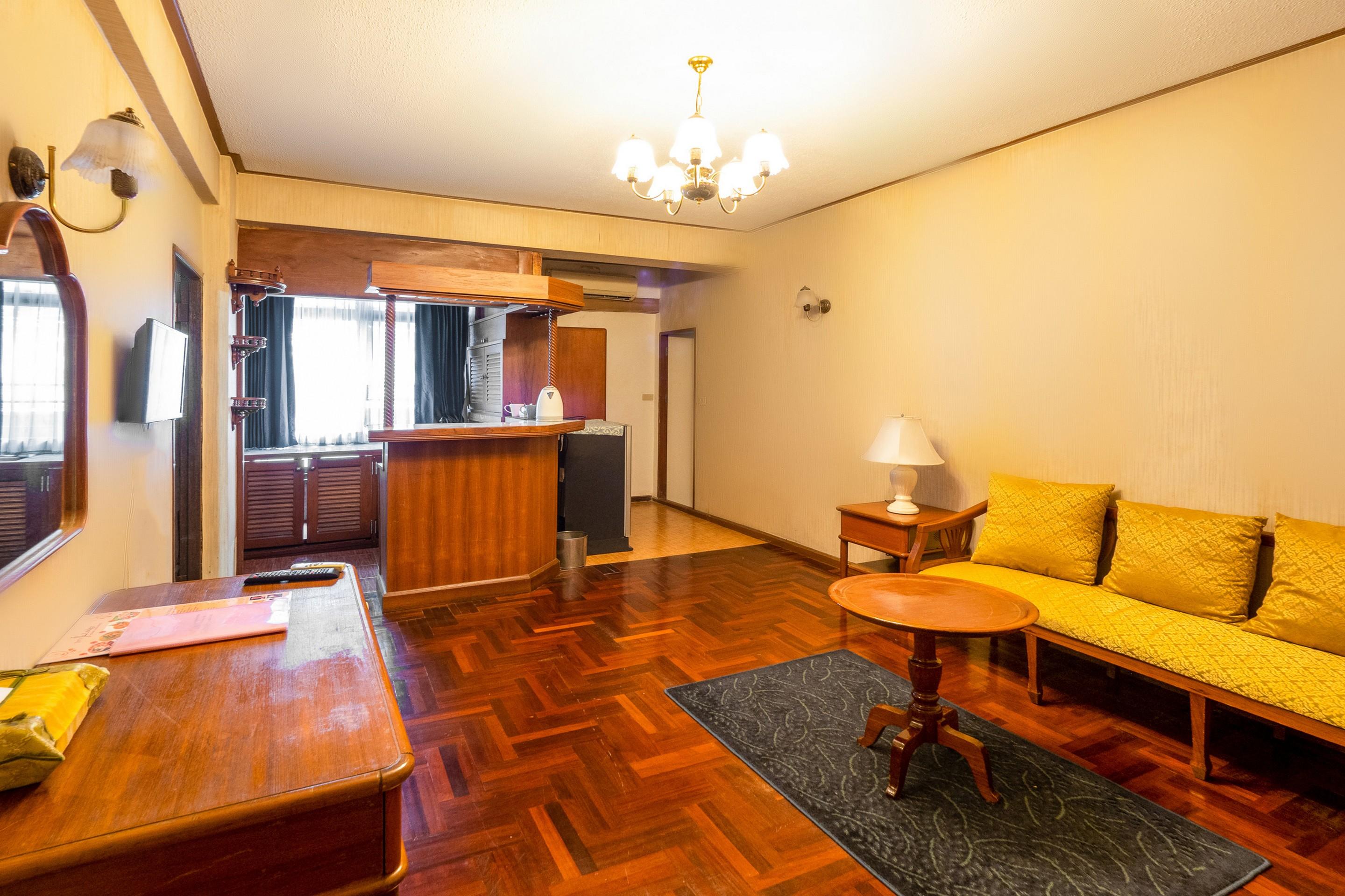 12Pm Bangkok Hotel Ngoại thất bức ảnh