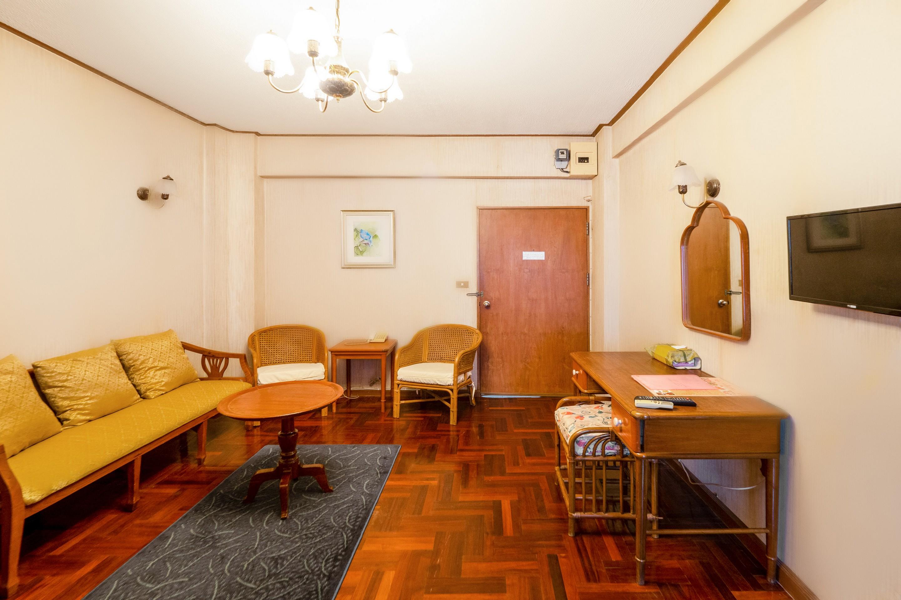 12Pm Bangkok Hotel Ngoại thất bức ảnh