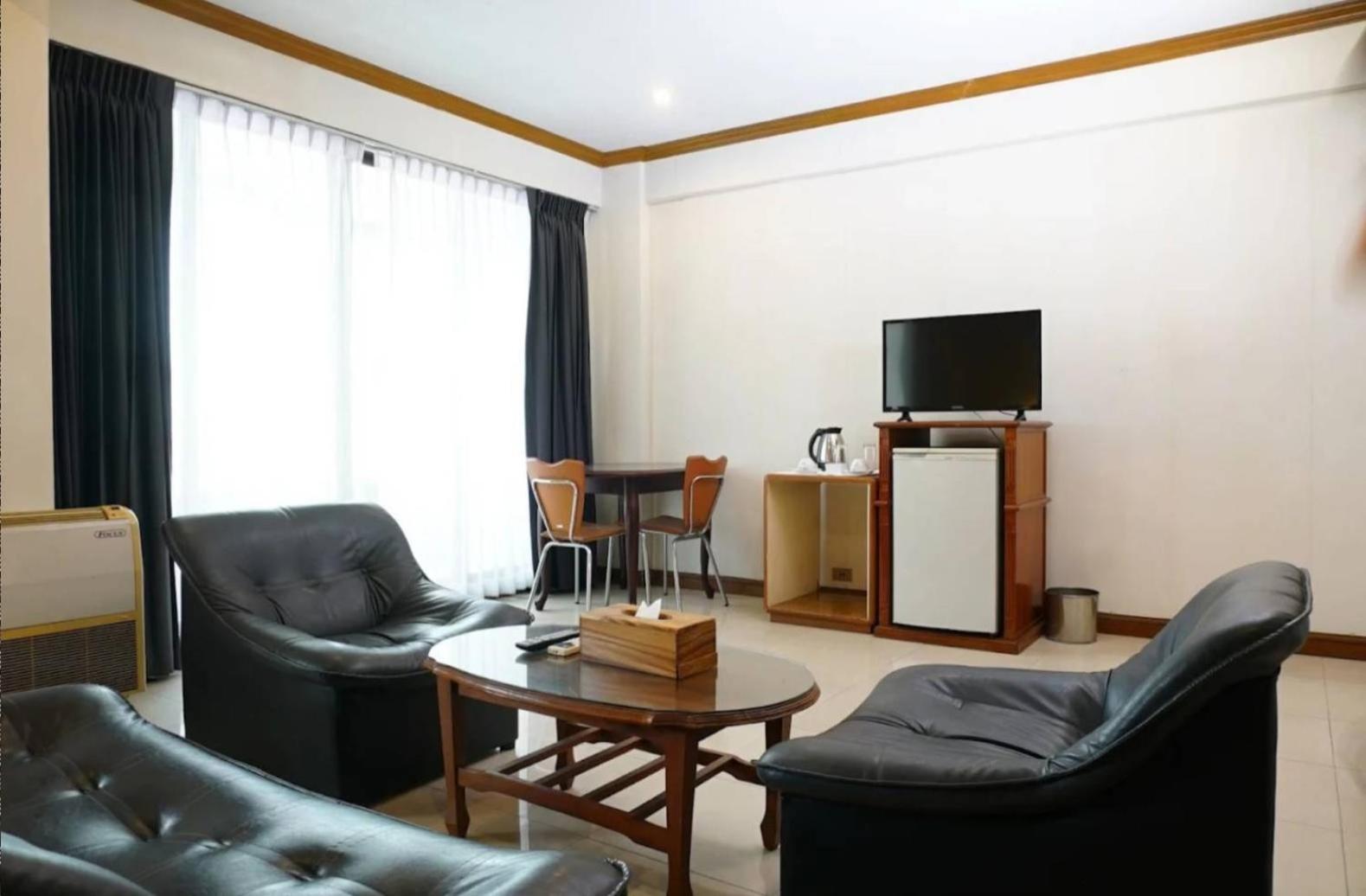 12Pm Bangkok Hotel Ngoại thất bức ảnh