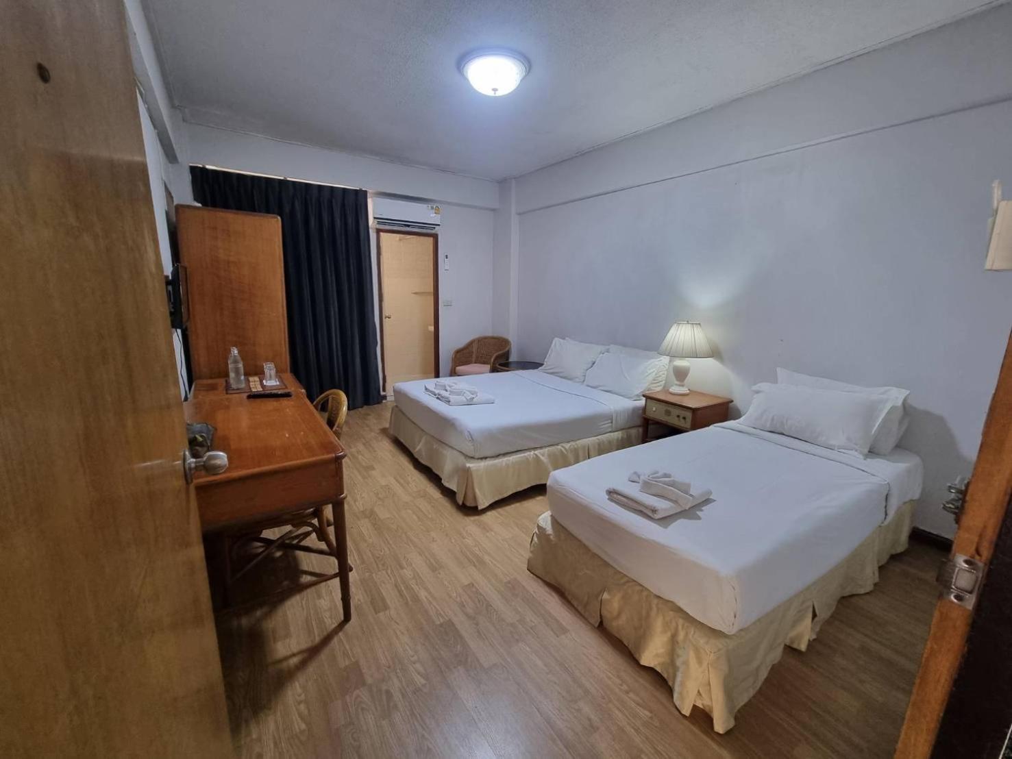 12Pm Bangkok Hotel Ngoại thất bức ảnh