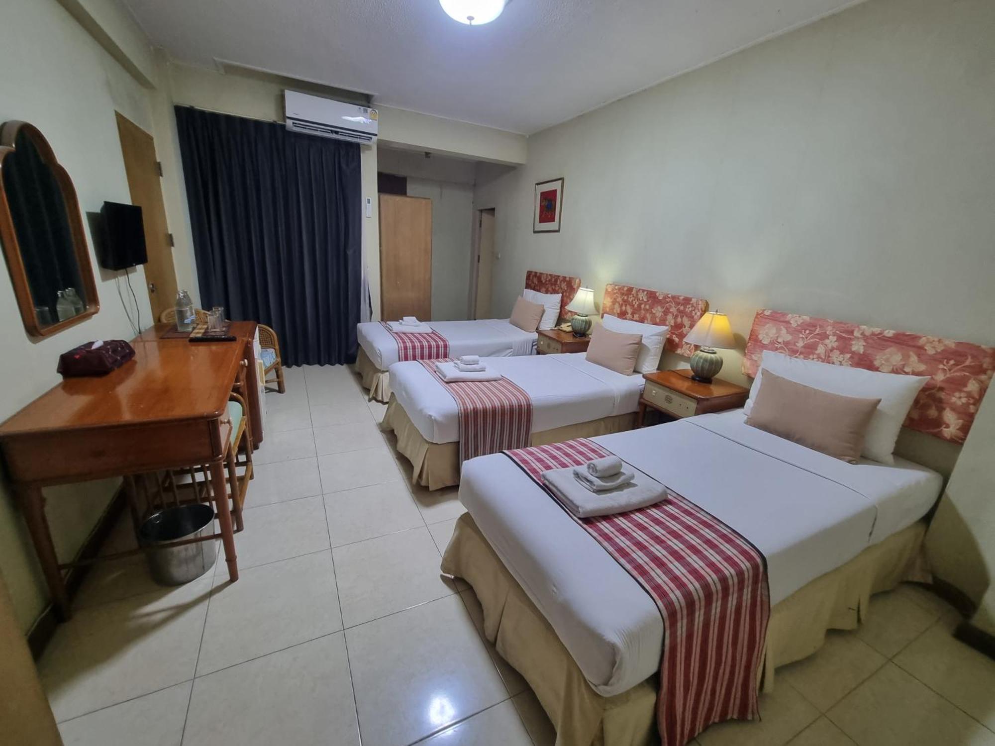 12Pm Bangkok Hotel Ngoại thất bức ảnh