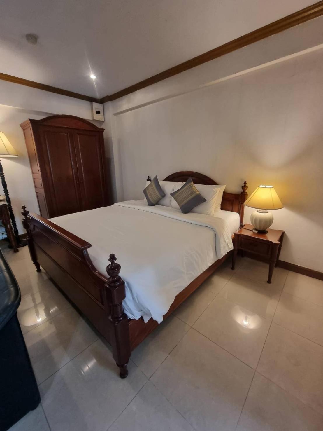 12Pm Bangkok Hotel Ngoại thất bức ảnh
