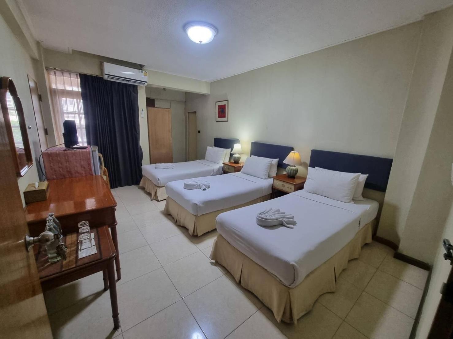 12Pm Bangkok Hotel Ngoại thất bức ảnh