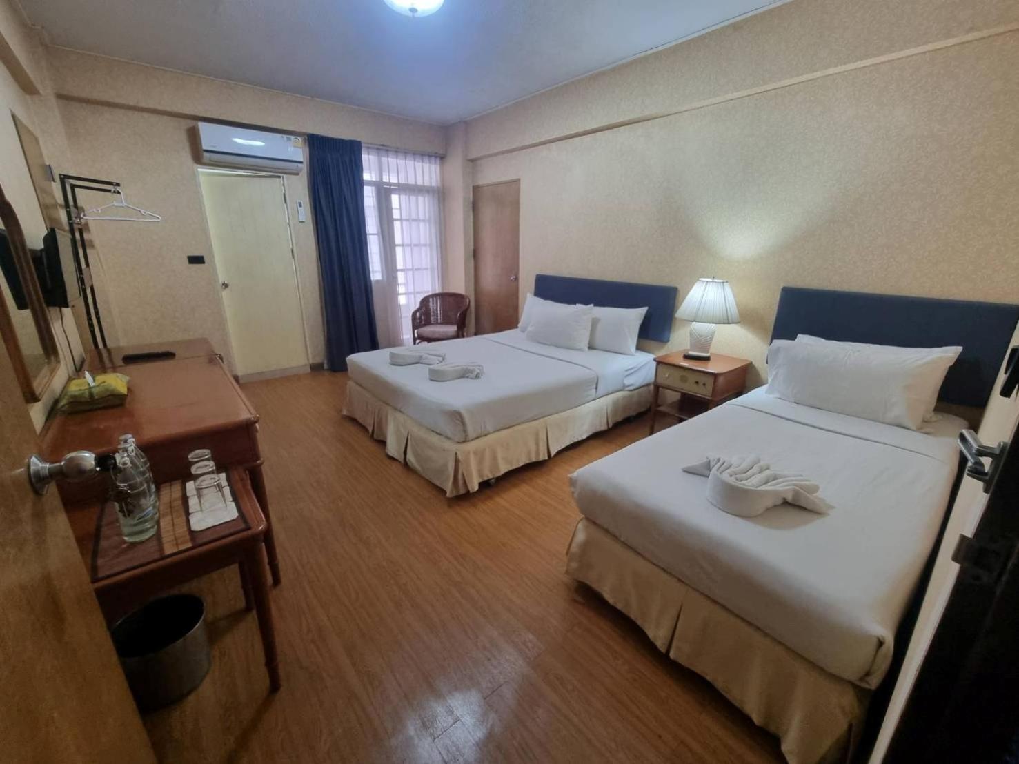 12Pm Bangkok Hotel Ngoại thất bức ảnh